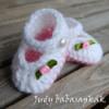 Mary fehr rzsaszn horgolt baba cip 0 1 ves korig