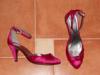 Pink szatn cip elad