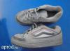 VANS szrke deszks cip