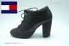 Tovbb a(z) 1 ! HILFIGER fekete br cip 38 termklapjra