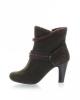 Fekete ni csizma Toscania Camelie